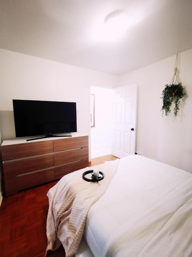 Plush 2 Bedroom Unit 5Min Downtown Off Wellington Montréal Eksteriør billede