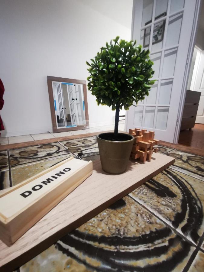 Plush 2 Bedroom Unit 5Min Downtown Off Wellington Montréal Eksteriør billede
